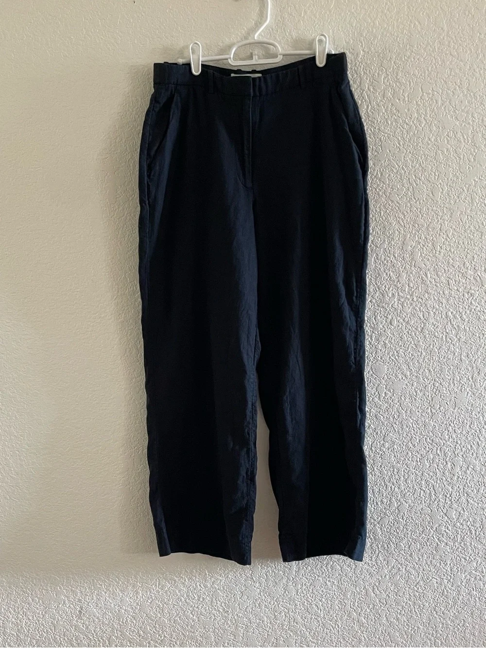 Abercrombie & Fitch Curve Love A&F Tailored Linen-Blend Wide Leg Pant - Picture 3 of 13